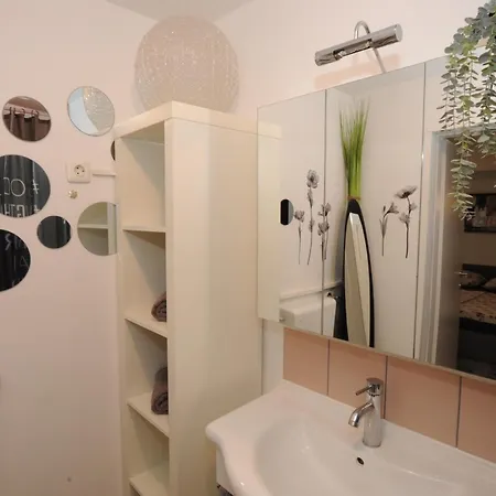 Apartamento Holidays House - Bella Nicol *