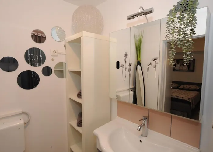 Lejlighed Holidays House - Bella Nicol *